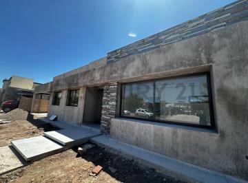 Casa · 166m² · 4 Ambientes · 2 Cocheras · Casa en Venta Barrio Boedo Village