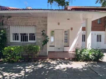 Casa · 100m² · 3 Ambientes · 2 Cocheras · Chalet en PH de 4 Amb