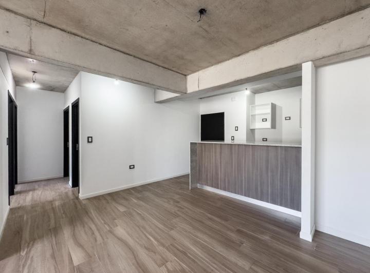 Venta Departamento 3 Ambientes en Barrio Naón