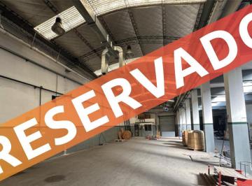 Bodega-Galpón · 489m² · 1 Ambiente · 1 Cochera · Venta Galpón Piñeiro Avellaneda
