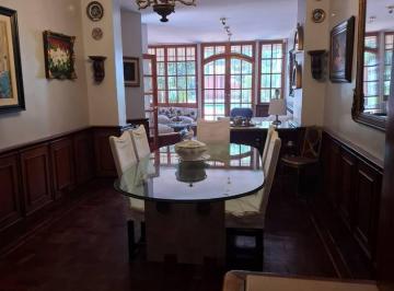 Casa · 237m² · 6 Ambientes · 1 Cochera · Apto Crédito. Venta Casa Barrio Guemes - 5 Habitaciones - Ideal Estudio Abogacía o Proyde Inversión.