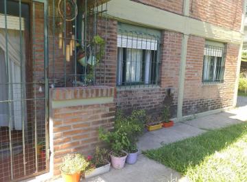 PH · 50m² · 3 Ambientes · 1 Cochera · PH en Venta - 2 Dorm. 1 Baño - Cochera - 50 m² - Manuel B. Gonnet, La Plata