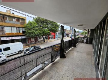 Departamento · 76m² · 6 Ambientes · San Martin Departamento en Venta de Dos Dorm.