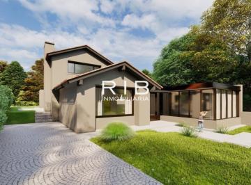 Casa de 5 ambientes, Pilar · Propiedad con 4 Dorm. en Muy Buena Ubicación