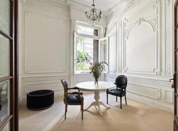 Edificio · 420m² · 23 Ambientes · Antiguo Petit Hotel a Reciclar en Pleno Recoleta