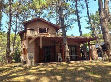Casa · 137m² · 4 Ambientes · Casa Chalet en Venta en Costa del Este, Costa Atlántica, Buenos Aires