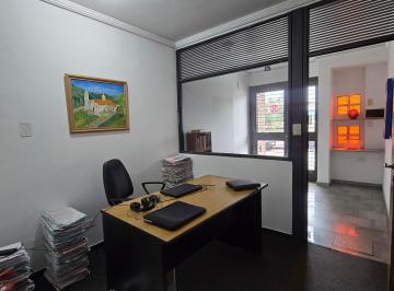 Departamento de 4 ambientes, Córdoba · Venta de Dpto/local Apto Uso Profesional con Oficinas Privadas Bº Providencia