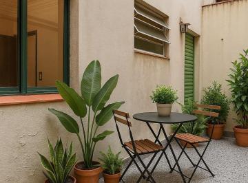 Departamento · 49m² · 3 Ambientes · Venta 3 Amb. Patio. Apto Crédito y Profesional. Caballito Norte.