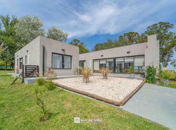 Casa · 185m² · 5 Ambientes · Venta - Casa 5 Ambientes - Tierra y Mar