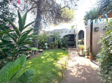 Casa · 150m² · 6 Ambientes · 1 Cochera · Casa 4 Dorm. Beccar
