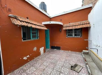Departamento · 216m² · 7 Ambientes · 4 Departamentos en Venta a Remodelar