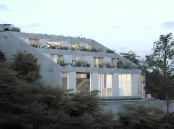 Casa · 260m² · 6 Ambientes · 2 Cocheras · Casa de Categoría en Venta - La Deseada