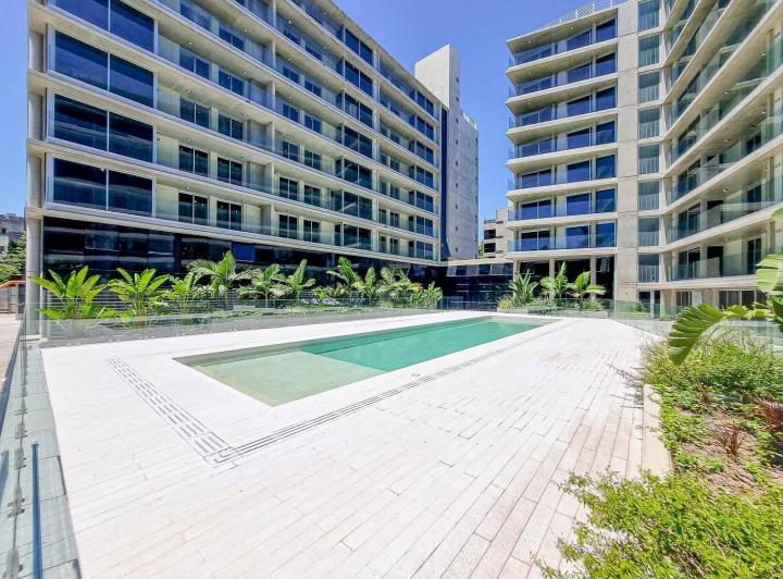 Desarrollo vertical · Santiago y Brown - Unidades Premium con Amenities
