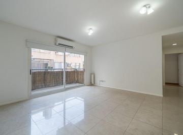 Departamento · 80m² · 3 Ambientes · 1 Cochera · Alquiler 3 Ambientes 2 Baños y Cochera en Coghlan