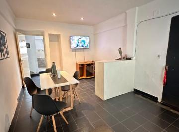 Departamento · 65m² · 2 Ambientes · Departamento Tipo PH en Planta Baja con Cochera