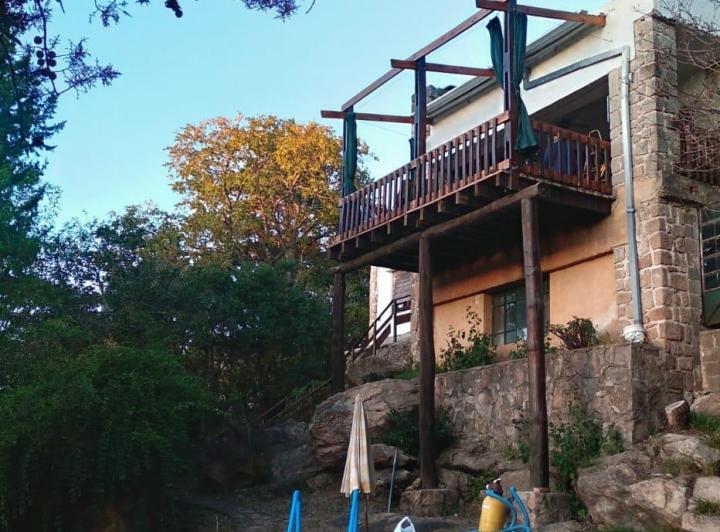 Casa · 220m² · 7 Ambientes · 2 Cocheras