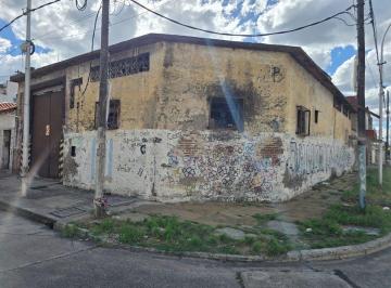 Depósito · 300m² · Alquiler Deposito 500 m² Paso de Burgos 111 Lanus