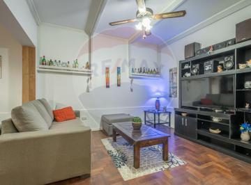 Casa · 222m² · 6 Ambientes · 1 Cochera · Casa Sobre Lote Propio Garage y Terraza