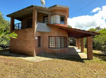 Casa · 105m² · 5 Ambientes · 1 Cochera · Venta Casa 2 Dorm. Gran Terreno Guazuvirá N.