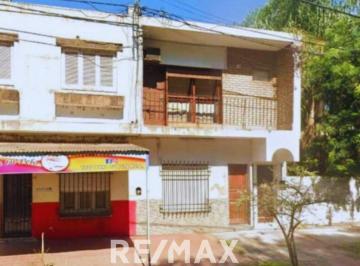 Casa · 48m² · 3 Ambientes · Venta Casa Planta Baja. 2 Dorm.. Resistencia