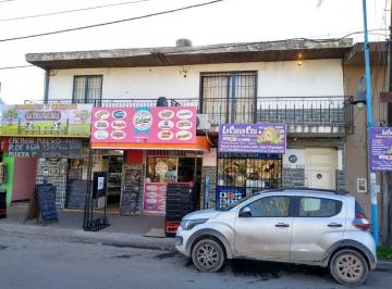 Local comercial · 305m² · 5 Ambientes · Casa - Garin - Centro