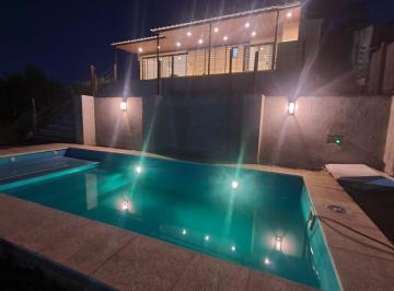 Casa de 6 ambientes, San Roque · Alquilo Hermosa Casa con Pileta a 30 Min. de Cordoba Cap.