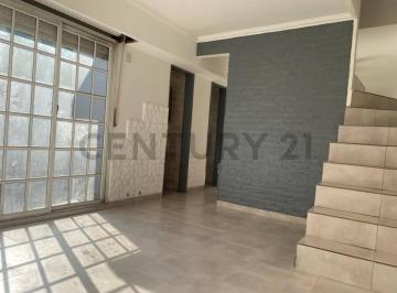 PH · 89m² · 3 Ambientes · Venta PH de 3 Ambientes con Patio en Avellaneda