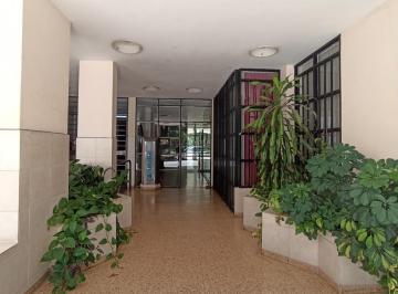 Departamento · 45m² · 3 Ambientes · Departamento un Dormitorio Semipiso Abasto Plaza Lopez Amplio Luminoso