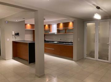 Casa · 209m² · 6 Ambientes · 2 Cocheras · Venta Casa 4 Dorm. Calle Nordestron 2100, Jardines del Rey, Neuquen Capital