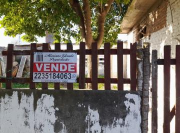 Casa de 4 ambientes, Mar del Plata · Mar del Plata, Casa y Local Comercial, con Parque Amplio
