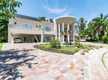 Casa de 7 ambientes, Ezeiza · Casa 7 Ambientes en Alquiler