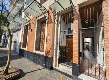 PH · 60m² · 5 Ambientes · PH en Pb en Vélez Sarsfield Desarrollado en Dos Plantas. Sin Expensas.
