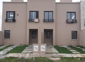 Casa · 3 Dormitorios · 1 Cochera · Dúplex en Salta, Zona Sur, B° Vía Aurelia, 2 Dorm., Jardín, Cochera, Galeria con Asador