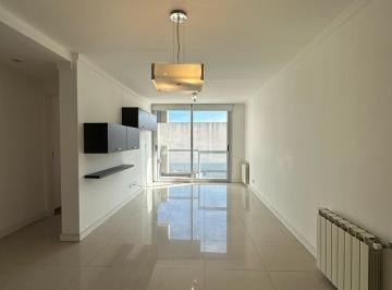 Departamento · 95m² · 4 Ambientes · 1 Cochera · Departamento 4 Ambientes con Cochera en Lo Mejor de Chauvin!