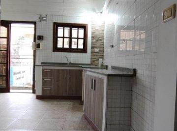 Departamento de 3 ambientes, Ezeiza · Departamento en Venta en El Centro de Ezeiza - con Escritura