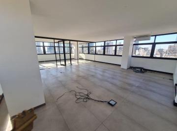 Oficina comercial · 200m² · 3 Ambientes · 3 Cocheras · Alquiler Oficina en Microcentro