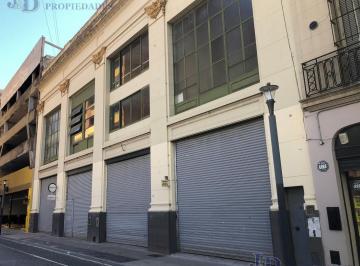Edificio · 1890m² · 1 Cochera · Gran Oportunidad! Imponente Edificio en Monserrat