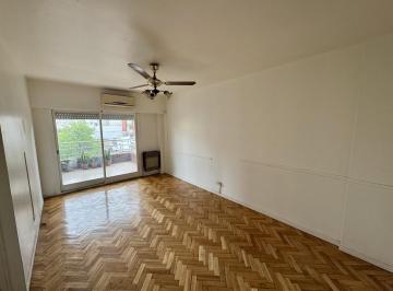 Departamento · 43m² · 2 Ambientes · Venta Departamento 2 Ambientes Balcón Aterrazado Almagro