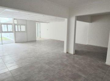PH · 231m² · 5 Ambientes · PH en Alquiler de 231 m en La Plata.