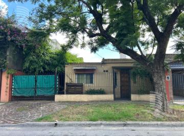 Casa · 108m² · 3 Ambientes · 1 Cochera · Venta - Casa 3/tres Ambientes, Patio, Cochera - Boulogne Sur Mer, San Isidro