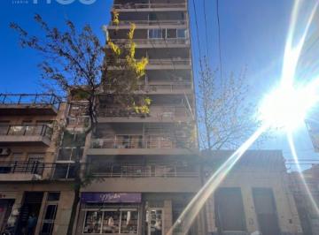 Departamento · 32m² · 2 Ambientes · Venta Departamento de un Dormitorio con Patio y Jardin en Abasto