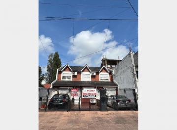 Casa · 95m² · 3 Ambientes · 1 Cochera · Duplex en Venta en Ramos Mejia