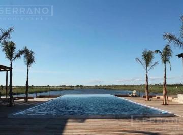 Terreno · 785m² · Venta Lote Interno con 20 Mtrs de Espacio Verde en Barrio Nautico El Naudir.