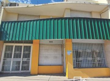 Local comercial · 346m² · 3 Cocheras · Alquiler Local Comercial. 2 Plantas E Ingreso por 2 Calles