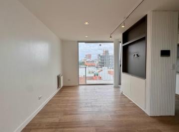 Departamento · 80m² · 3 Ambientes · 1 Cochera · Departamento en Venta 3 Ambientes con Terraza - Playa Grande