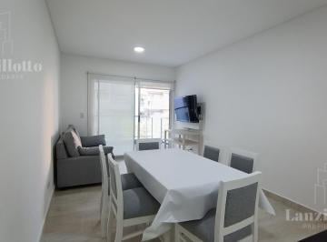Departamento · 50m² · 2 Ambientes · 1 Cochera · Alquiler por Semana, Quincena o Mes Completo. Amoblado