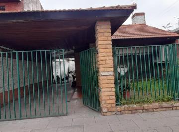 Casa de 3 ambientes, Lomas de Zamora · Casa con Garaje y Fondo