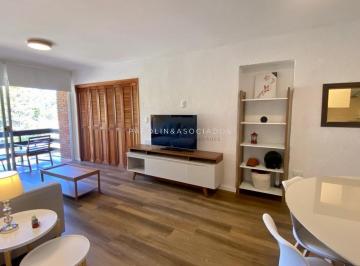Foto1 · Apartamento Reciclado en Venta en Complejo Arcobaleno, Punta del Este.