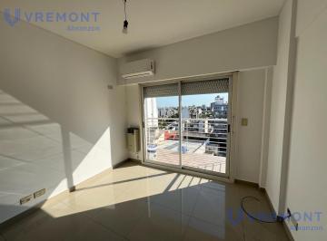 Departamento · 55m² · 2 Ambientes · Av San Martin 2200 2 Ambientes Balcón Excelente Estado Luminoso Metrobus