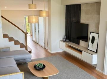 PH · 160m² · 4 Ambientes · 1 Cochera · Chalet en PH 4 Ambientes